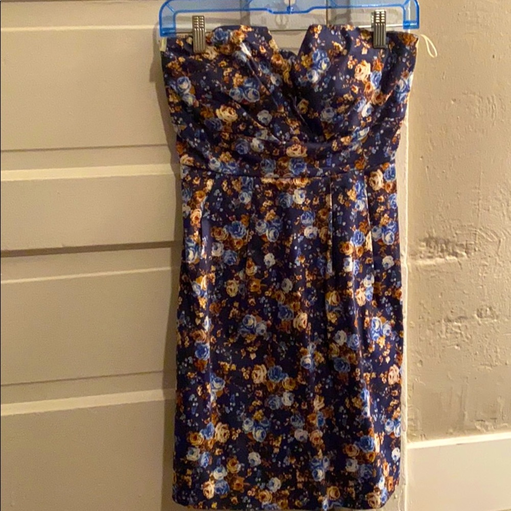 Strapless flower dress